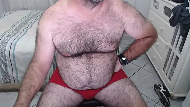 MysterBearMG online show from April 15, 2026, 10:32 pm