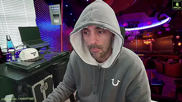 Snapshot of kuruptxxx_live chatting on January 21, 2025, 6:45 pm kuruptxxx live online show from January 21, 2025, 6:45 pm