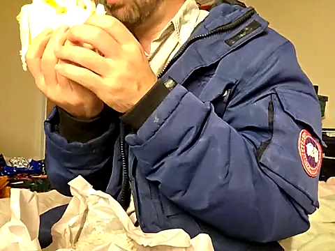 theSmallest-dick online show from October 20, 2025, 5:02 pm