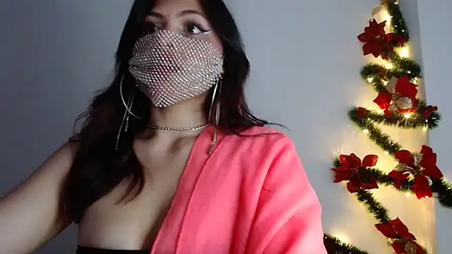 Snapshot of darika__ chatting on December 15, 2024, 9:31 pm darika online show from December 15, 2024, 9:31 pm