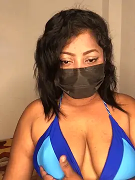 Snapshot of _Cute_ariana_ chatting on October 9, 2025, 5:22 pm Cute ariana online show from October 9, 2025, 5:22 pm