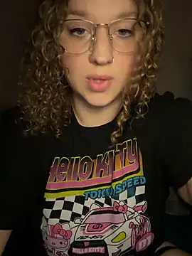 Snapshot of EmmieRae chatting on October 26, 2025, 3:34 am EmmieRae online show from October 26, 2025, 3:34 am