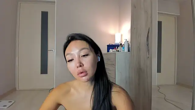 keiko hot online show from June 15, 2026, 2:36 am