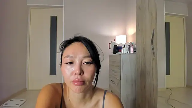 keiko hot online show from July 18, 2026, 3:11 am