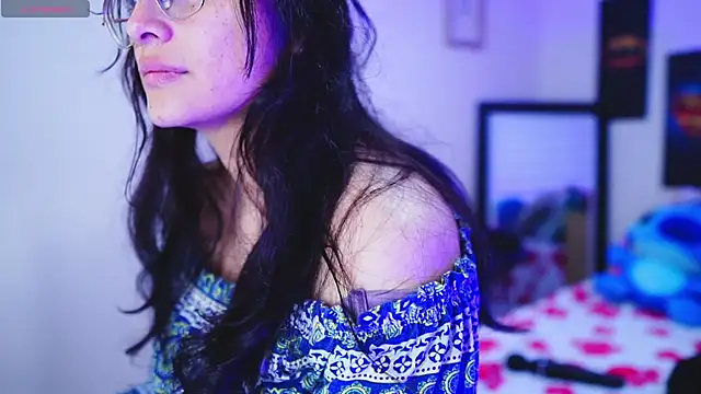 Snapshot of Kyomi_chang chatting on February 18, 2025, 12:17 pm Kyomi chang online show from February 18, 2025, 12:17 pm