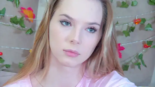 GentleRossi online show from September 29, 2025, 9:08 pm