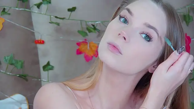 GentleRossi online show from October 3, 2025, 3:09 pm