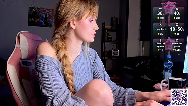 Chanel Gill online show from April 12, 2026, 8:58 pm