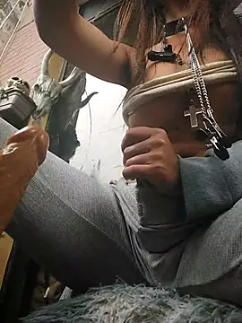 k lebannon online show from October 9, 2025, 5:55 pm