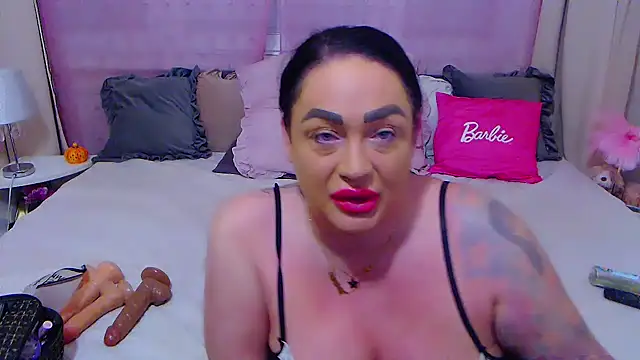 BustyVicky online show from October 3, 2025, 9:56 pm