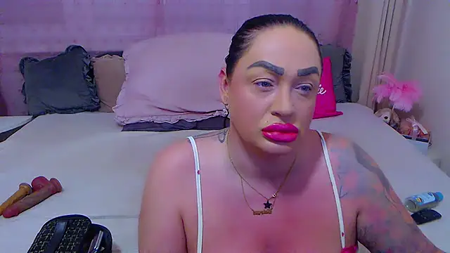 BustyVicky online show from October 7, 2025, 8:17 pm