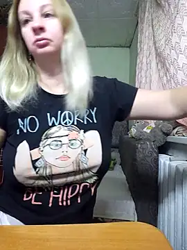 BustyBlond online show from October 31, 2025, 4:57 am