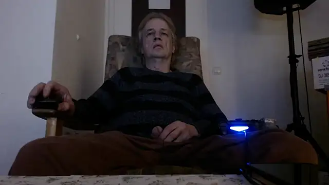 Snapshot of Cordt27 chatting on March 12, 2026, 10:16 pm Cordt27 online show from March 12, 2026, 10:16 pm