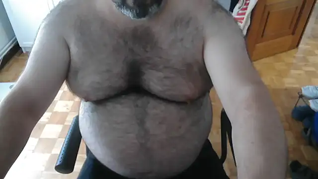 mikeyhotbear online show from July 11, 2026, 9:45 am