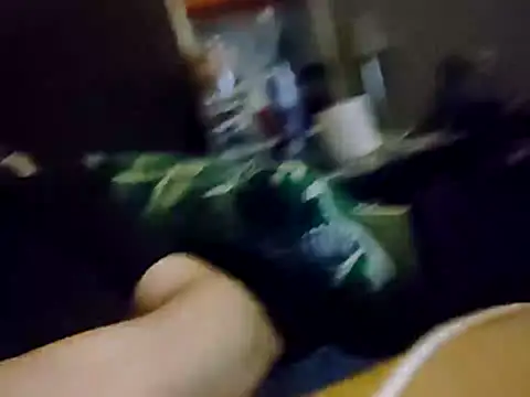 Snapshot of FuzZy_XxX chatting on March 3, 2026, 7:42 pm FuzZy XxX online show from March 3, 2026, 7:42 pm