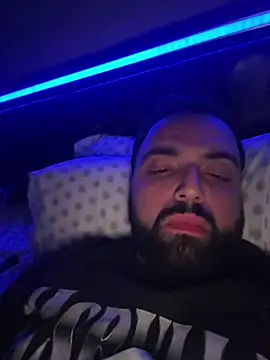 Jonnybigccookk69 online show from July 12, 2026, 9:11 am