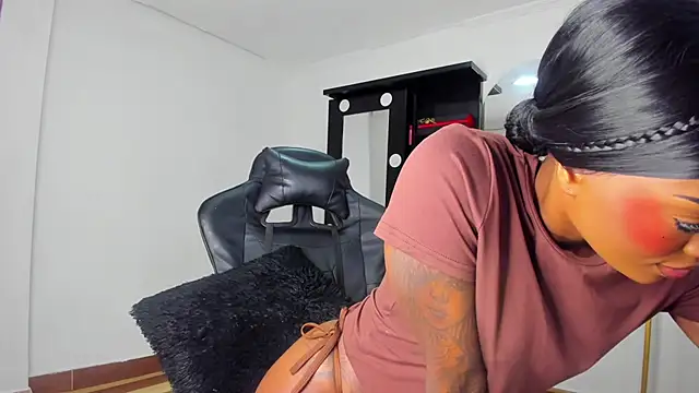 Emattaylor online show from November 29, 2025, 11:02 am