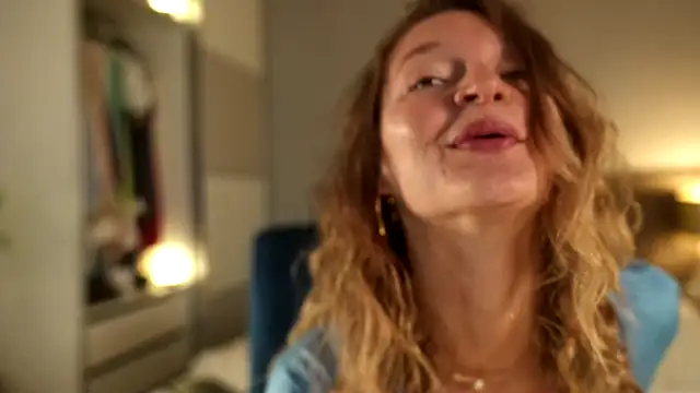 Snapshot of Special___ chatting on September 28, 2025, 4:07 am Special online show from September 28, 2025, 4:07 am