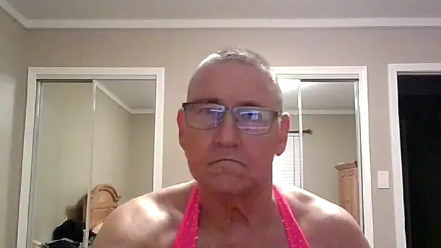 Snapshot of takeitall101 chatting on February 1, 2026, 10:52 pm takeitall101 online show from February 1, 2026, 10:52 pm