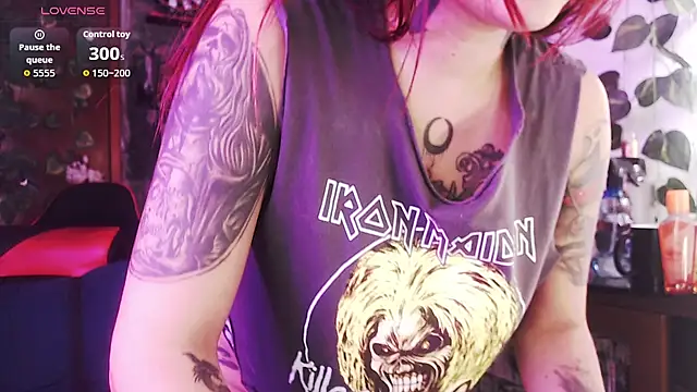 Snapshot of demon_ssofy chatting on February 26, 2026, 8:41 pm demon ssofy online show from February 26, 2026, 8:41 pm