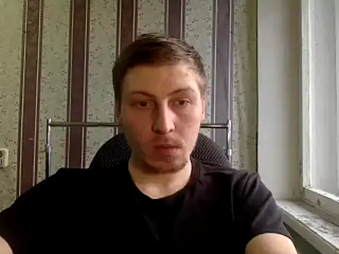 Snapshot of darienlarge chatting on December 2, 2024, 9:56 am darienlarge online show from December 2, 2024, 9:56 am