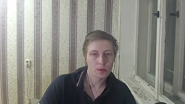 Snapshot of darienlarge chatting on February 13, 2025, 5:22 pm darienlarge online show from February 13, 2025, 5:22 pm