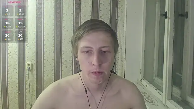 Snapshot of darienlarge chatting on February 13, 2025, 8:24 pm darienlarge online show from February 13, 2025, 8:24 pm