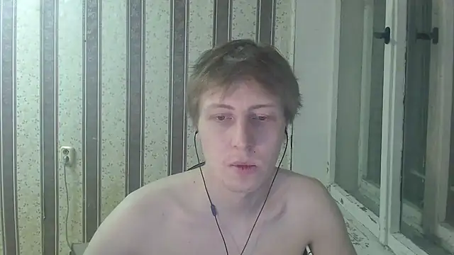 Snapshot of darienlarge chatting on February 14, 2025, 4:47 am darienlarge online show from February 14, 2025, 4:47 am