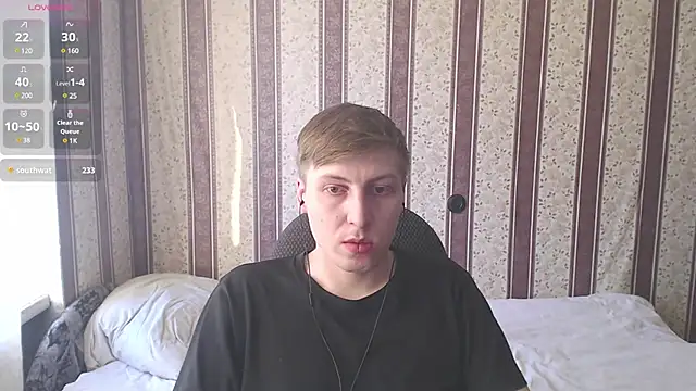 Snapshot of darienlarge chatting on March 22, 2025, 3:42 pm darienlarge online show from March 22, 2025, 3:42 pm