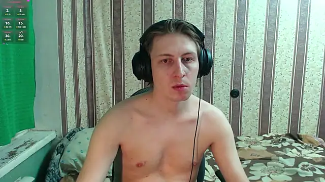 Snapshot of darienlarge chatting on October 23, 2025, 8:07 pm darienlarge online show from October 23, 2025, 8:07 pm