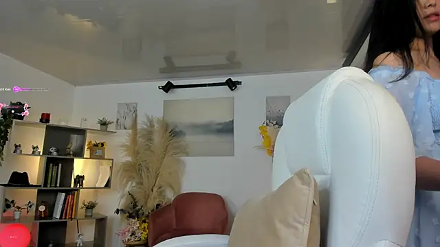 Snapshot of Alexandra_ra chatting on December 7, 2024, 3:52 pm Alexandra ra online show from December 7, 2024, 3:52 pm
