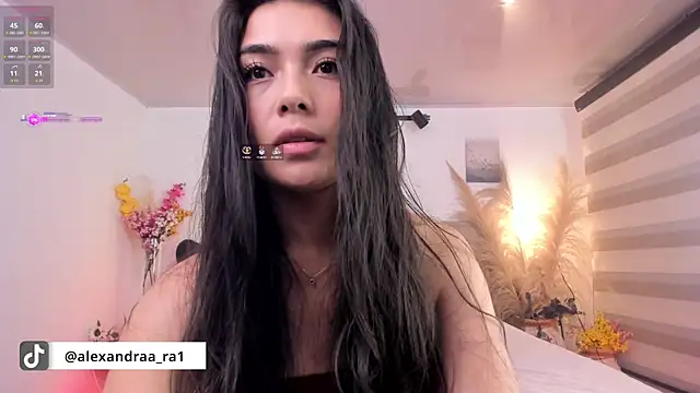 Snapshot of Alexandra_ra chatting on February 17, 2025, 4:53 am Alexandra ra online show from February 17, 2025, 4:53 am