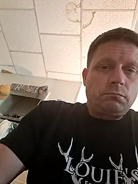 curiouscock38 online show from May 10, 2026, 4:01 pm