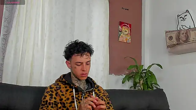 Aron ford online show from October 18, 2025, 1:12 pm