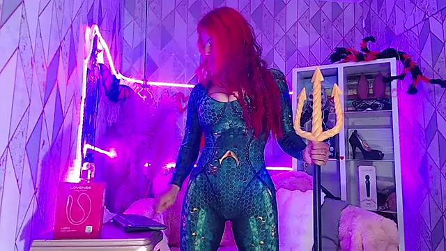 AsheyBaker online show from October 31, 2025, 10:16 am