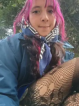  Laary online show from February 5, 2026, 8:35 pm