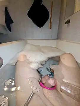 toeloverlive online show from April 9, 2026, 6:24 pm