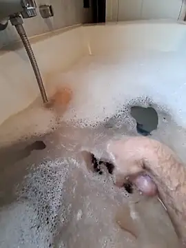 toeloverlive online show from April 21, 2026, 7:36 am