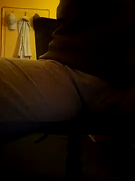 PassiveStute25 online show from December 12, 2024, 5:15 pm