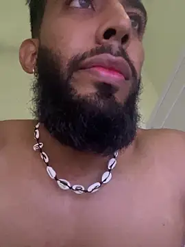 Alessandro  Rossi online show from February 5, 2026, 5:06 pm