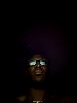 KingB8r online show from October 9, 2025, 12:25 pm