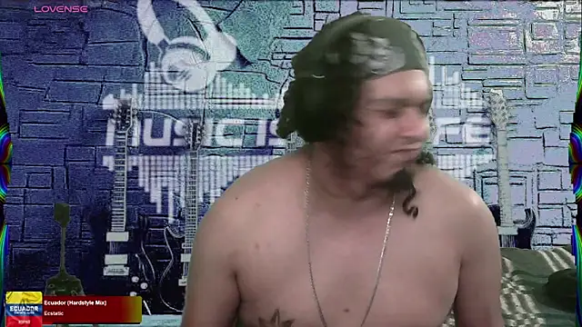 Snapshot of chino_roz chatting on January 30, 2025, 9:15 am chino roz online show from January 30, 2025, 9:15 am