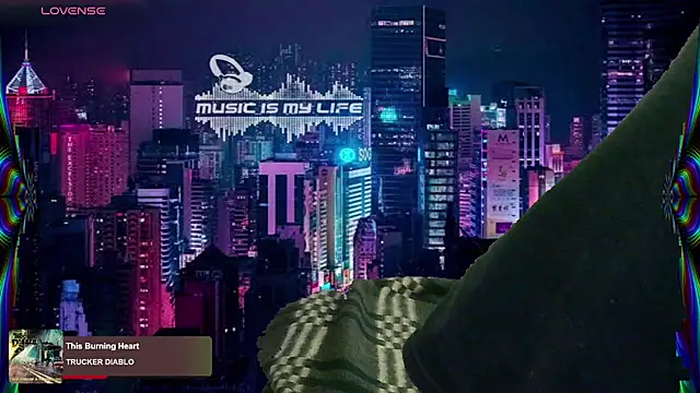 Snapshot of chino_roz chatting on February 24, 2025, 6:15 pm chino roz online show from February 24, 2025, 6:15 pm