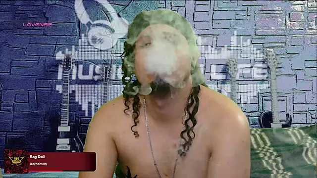 Snapshot of chino_roz chatting on February 28, 2025, 9:47 am chino roz online show from February 28, 2025, 9:47 am