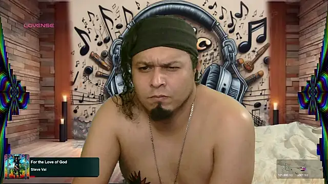 Snapshot of chino_roz chatting on March 10, 2025, 5:29 pm chino roz online show from March 10, 2025, 5:29 pm