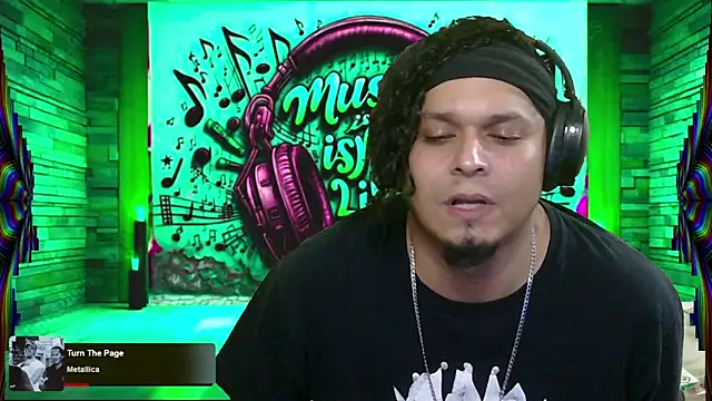 Snapshot of chino_roz chatting on March 14, 2025, 3:25 pm chino roz online show from March 14, 2025, 3:25 pm