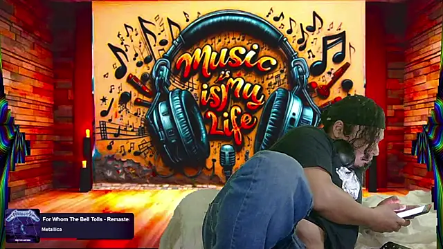 Snapshot of chino_roz chatting on March 14, 2025, 6:29 pm chino roz online show from March 14, 2025, 6:29 pm