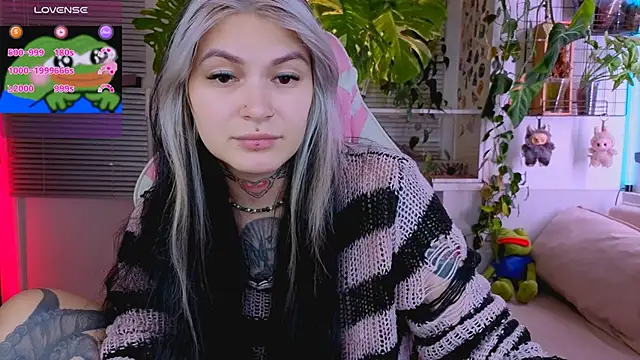 Snapshot of jelya_sg chatting on October 10, 2025, 4:17 pm jelya sg online show from October 10, 2025, 4:17 pm