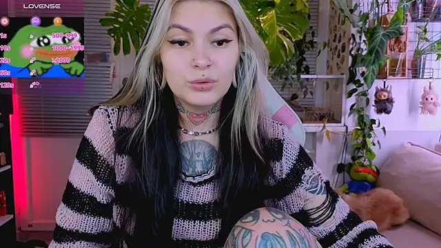 Snapshot of jelya_sg chatting on October 22, 2025, 1:11 pm jelya sg online show from October 22, 2025, 1:11 pm