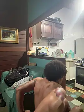 Snapshot of grosso-pau chatting on January 3, 2025, 12:00 am grosso-pau online show from January 3, 2025, 12:00 am